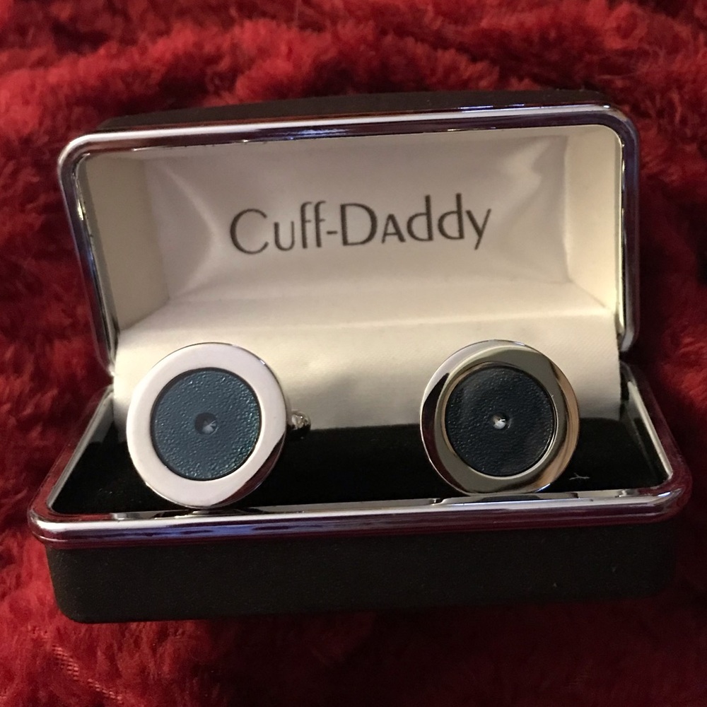 Cuff Daddy cufflinks - Dark Gray Enamel Round